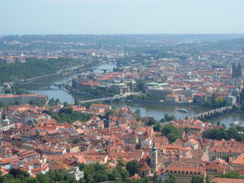Hospedagem domiciliar Flat 18 Minutes From Vaclavske Namesti
